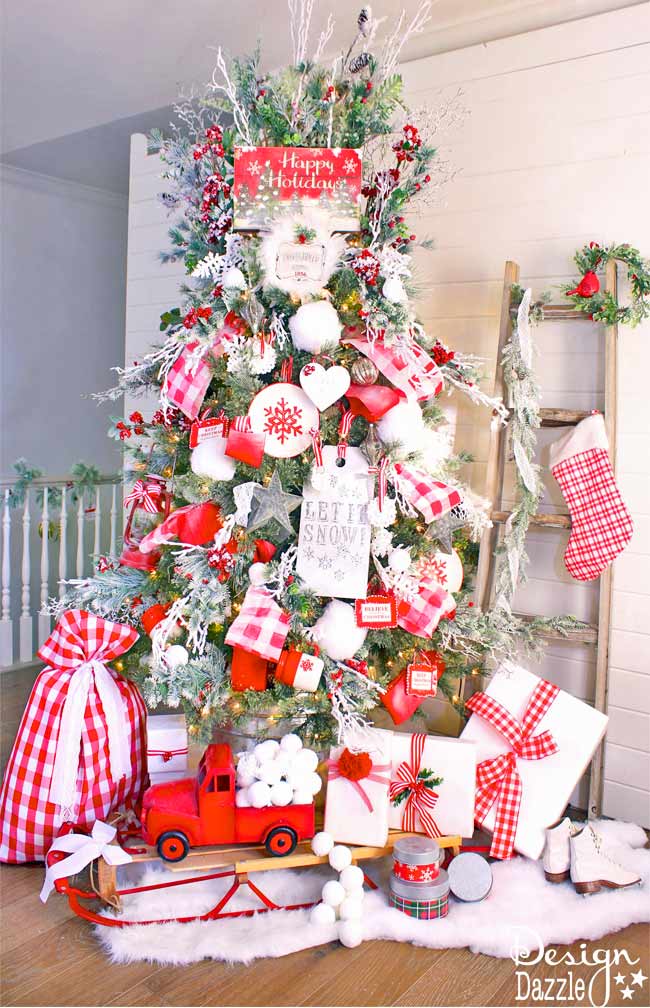 Mrs Clause Cottage Christmas Tree by design dazzle